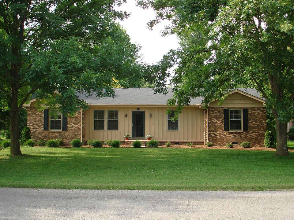 1st image of 103 Creekwood Ln