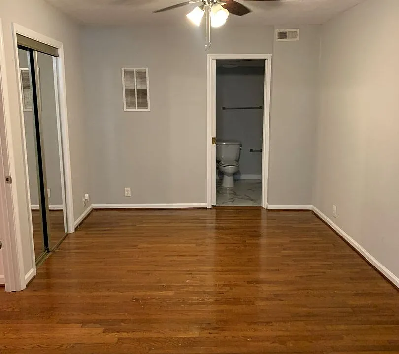 2721 Hanover Cir