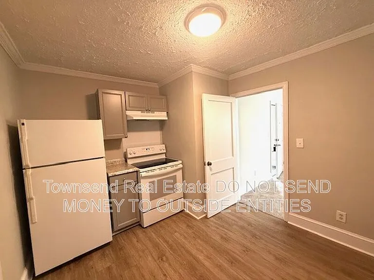 217-4 N Virginia Ave — Photo 4