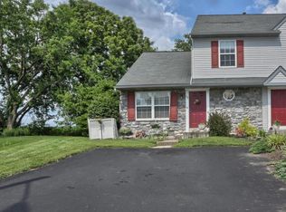 318 Wild Cherry Ln, Marietta, PA 17547