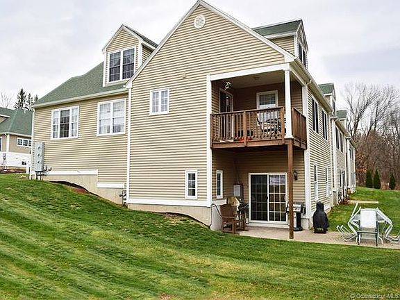 Individual Entrance to Lowe...