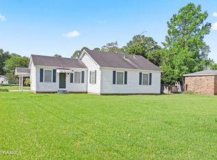 524 Loreauville Rd, New Iberia, LA 70563