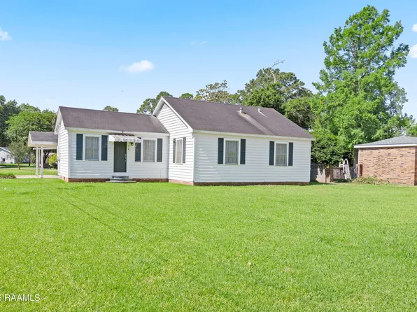 524 Loreauville Rd, New Iberia, LA 70563