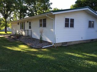 411 Main St, Chester, IA 52134