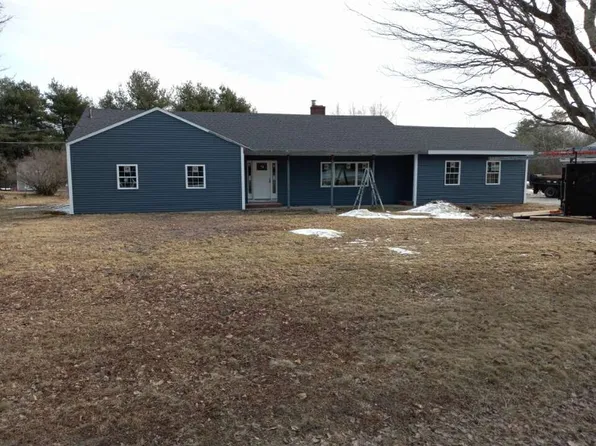 275 Ossipee Trl, Gorham, ME 04038