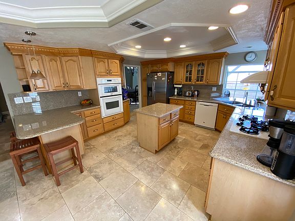 2nd image of 1062 Summitridge Dr