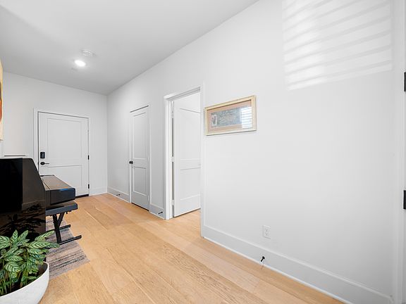 3rd image of 16256 Dawn Way