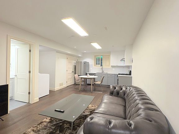 4th image of 16156 27a Ave #101