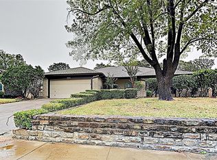 3004 Bluebonnet Ln, Bedford, TX 76021