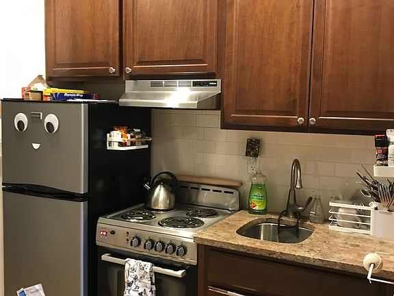 5th image of 71 1st Ave APT 7