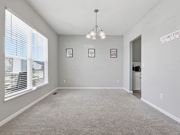 4th image of 2223 Brookside Dr
