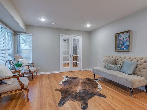 4th image of 4123 Trail Lake Dr