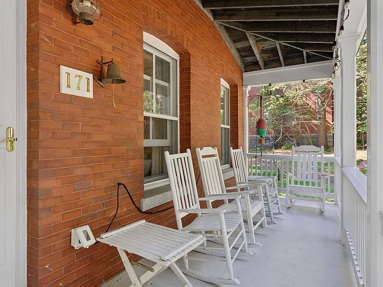 171 Diamond Ave — Photo 41