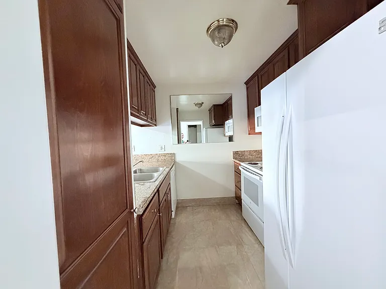 Unit 112 Kitchen