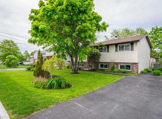 27 Allison Dr, Cole Harbour, NS B2V1P8