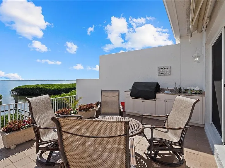 2254 Harbour Court Dr — Photo 53