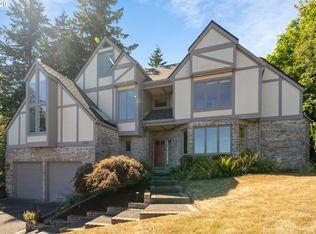 2941 SW Orchard Hill Pl, Lake Oswego, OR 97035