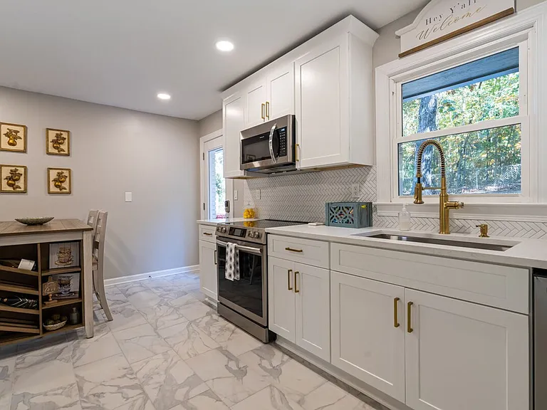 8 Ridgeway Dr #ID1234806P — Photo 4