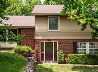 191 Lyons Dr, Centerville, OH 45459