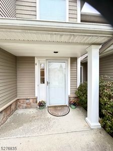 6 Bourne Circle, Hamburg, NJ, 07419