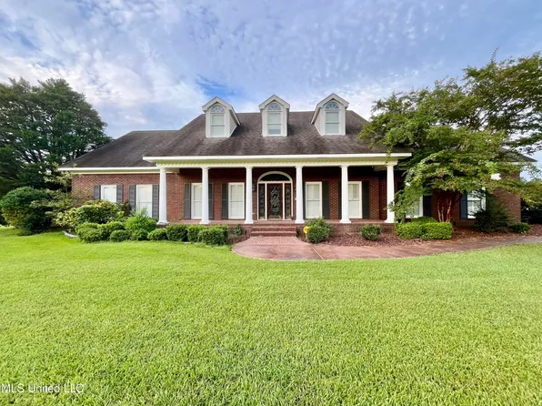 13 Canebrake Dr, Crystal Springs, MS 39059