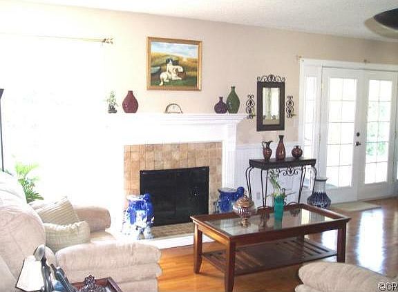 4th image of 8858 Lansford St
