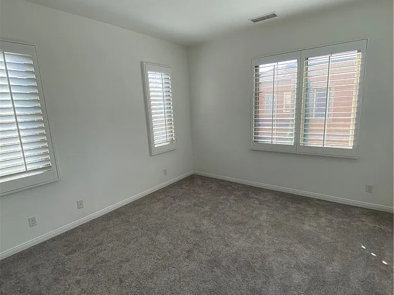 72 Gardenhouse Way — Photo 17