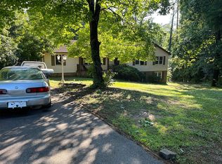 13281 Old Happy Hill Rd, Chester, VA 23831