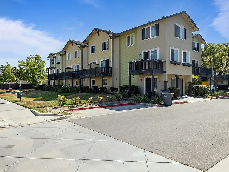 Arbors at Parc Rose — Photo 33