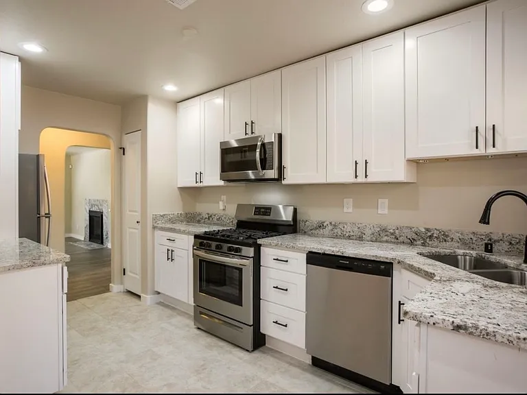 635 Adams St NE #A — Photo 3