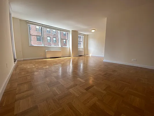 Rented by Bond New York | media 6