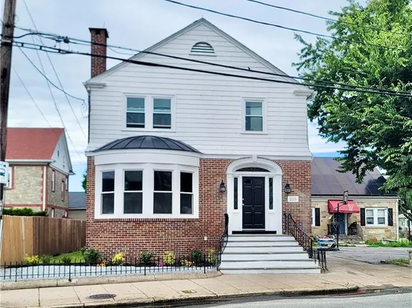 225 Pocasset Ave, Providence, RI 02909