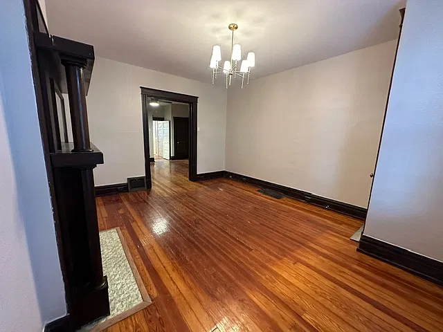 1 bed, 900 sqft, $1,100 — Photo 2
