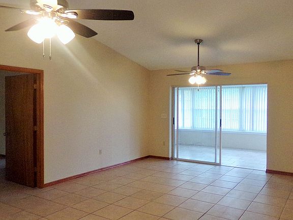 LIVING & DINING AREA