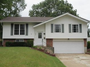 804 Wilson St, Washington, MO 63090