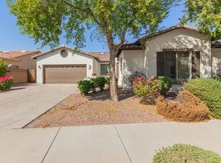 2206 W Fawn Dr, Phoenix, AZ 85041