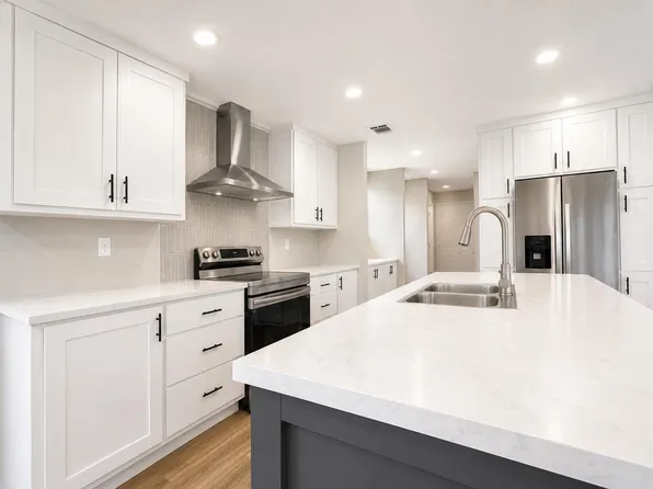 1107 Perigrine Cir, Manning, SC 29102
