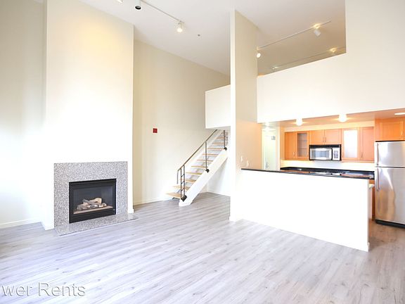 3rd image of 155 Harriet St Suite 10
