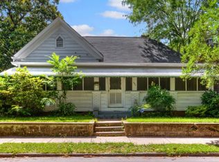 1042 Center St NW, Atlanta, GA 30318