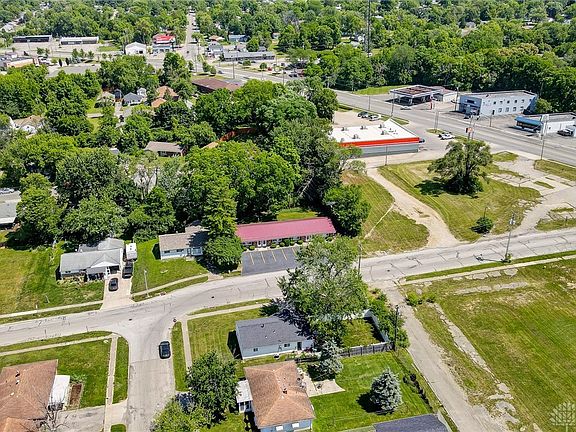 2nd image of 4015 Curundu Ave