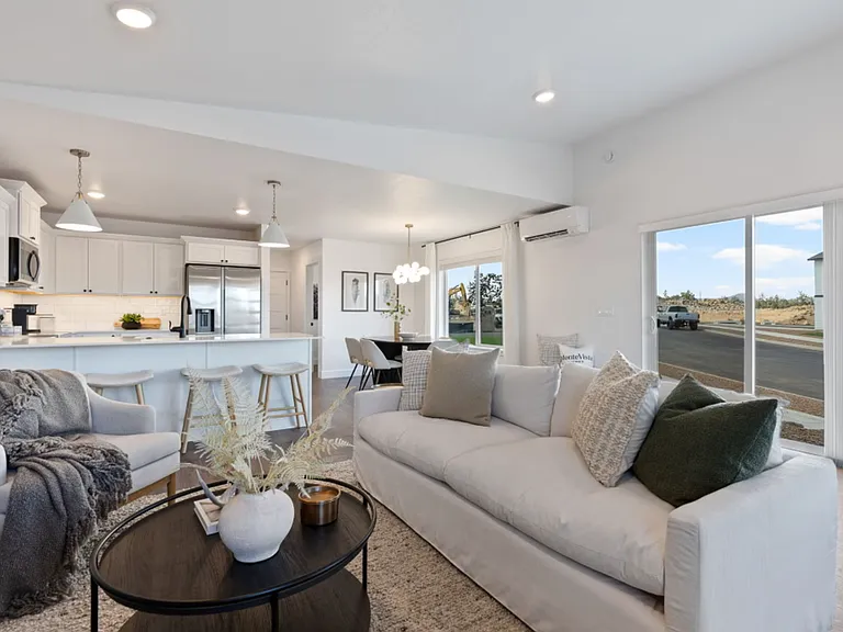4111 SW Pumice Ave — Photo 5