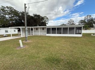 1607 Dolphin Dr, Saint Cloud, FL 34771