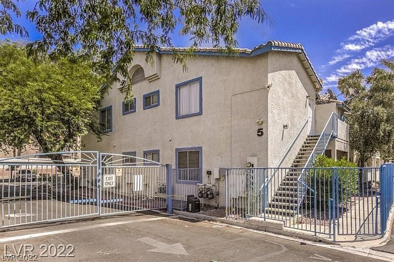 1st image of 4960 Harrison Dr APT 129