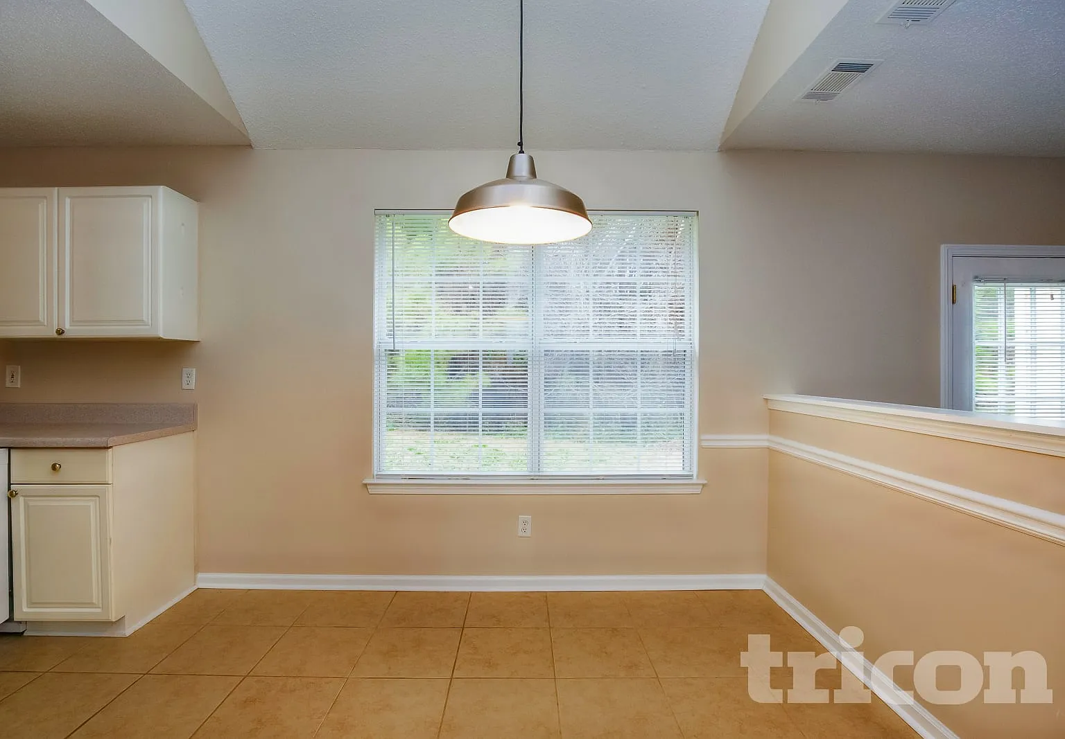 2832 Knoll View Place Douglasville GA — Photo 4