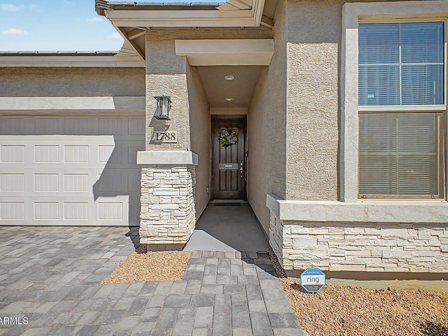 3 bed, 3.0 bath, 1878 sqft, $1,950 — Photo 4