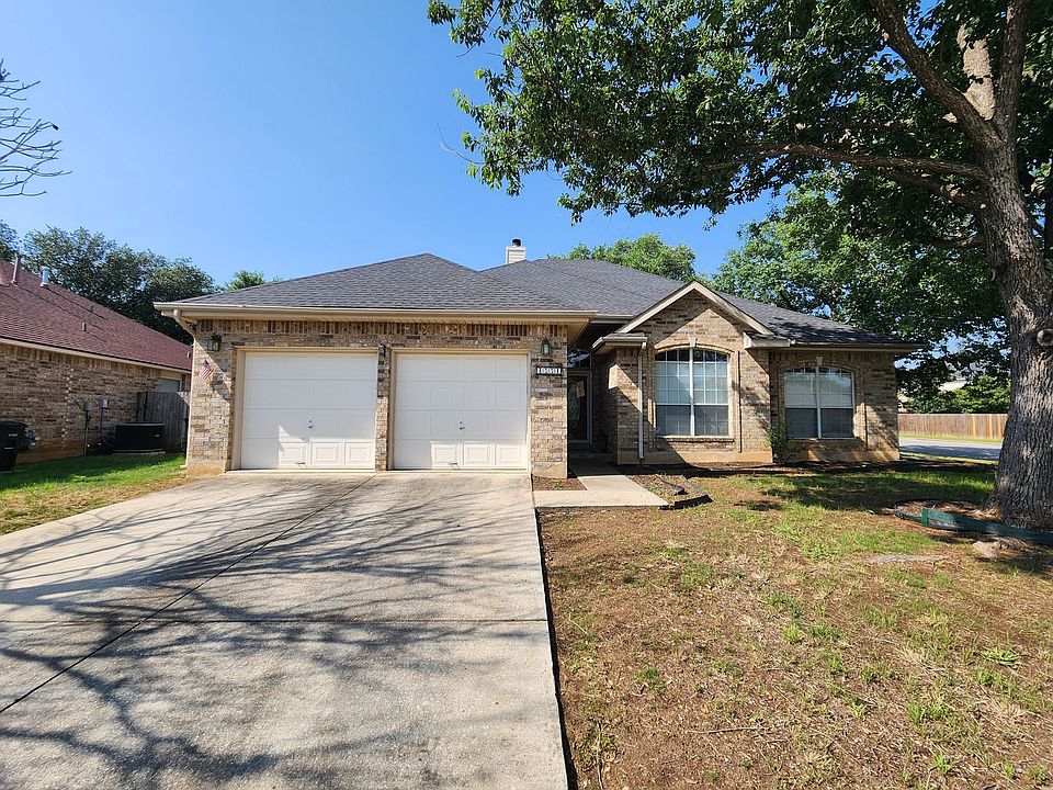 1st image of 1771 Oak Gln