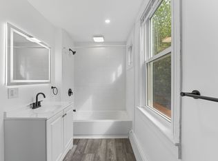 46 E Transit St #2R, Providence, RI 02906