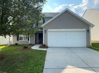 4070 Heather View Ln, Winston Salem, NC 27127