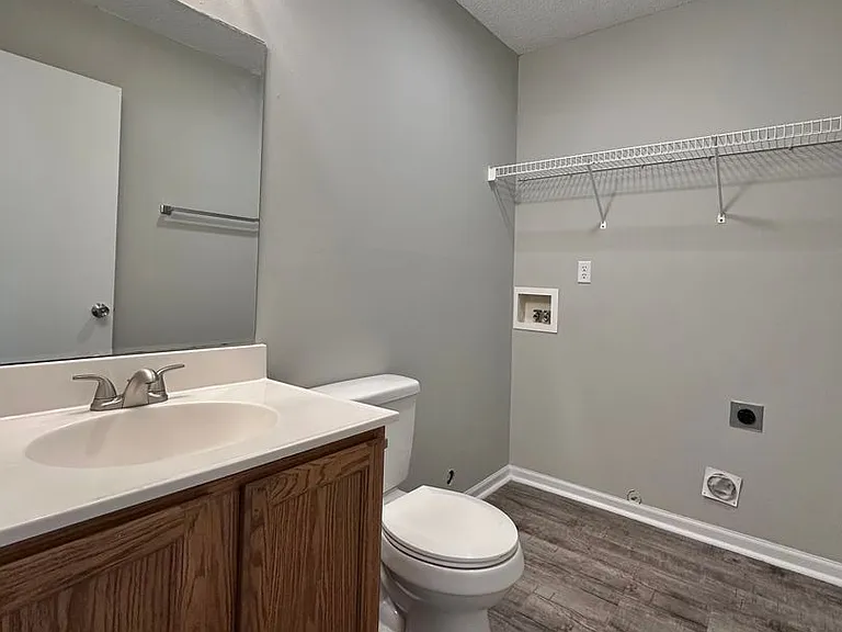 Rand 938 Townhomes — Photo 31