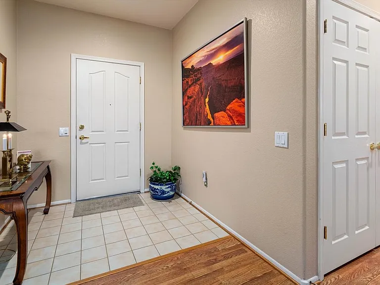 16171 W Wildflower Dr — Photo 5
